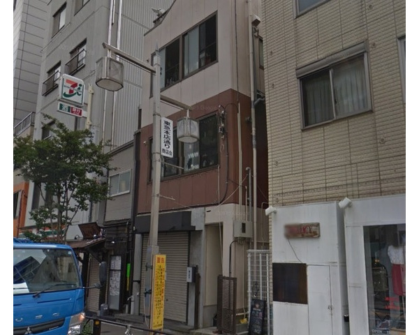 渋谷駅徒歩4分！！東急百貨店至近　カフェ居抜き物件！！Photo