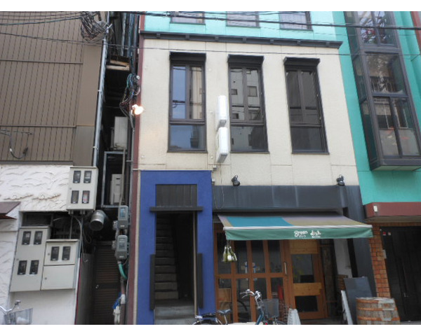 居酒屋居抜物件・業種相談可・地下鉄中央線「阿波座駅」より徒歩1分Photo
