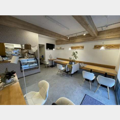 あま市下萱津の共同駐車場21台付き！パンケーキカフェの居抜き物件！！Photo