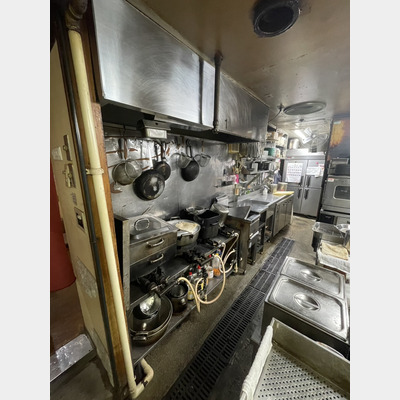 造作譲渡金なし！栄駅徒歩2分！レストランの居抜き物件のご紹介です！