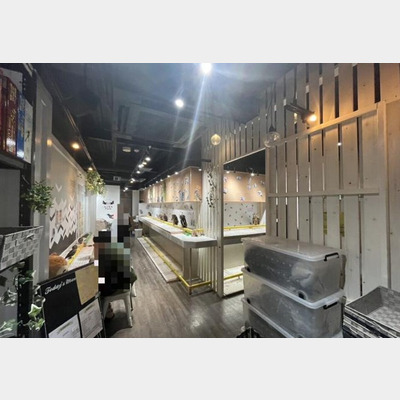 与野駅から徒歩1分！フクロウカフェの居抜き物件！！Photo