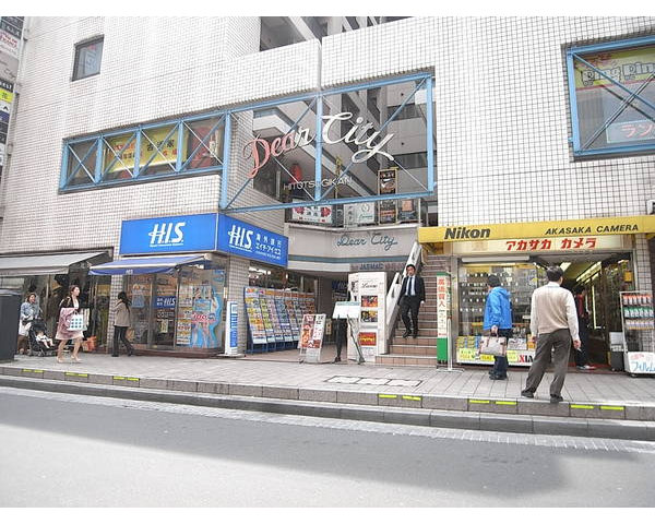 赤坂駅４分！赤坂サカスのある一ツ木通り沿いのリース店舗物件です。Photo