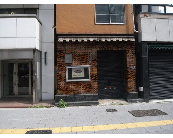 昭和通沿い　飲食店可能物件！※2階との一括貸しも可能。詳細お問い合わせ下さい。Photo
