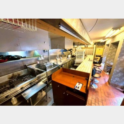 石橋阪大前駅から徒歩1分！餃子屋の居抜き物件！！Photo