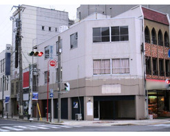 岡崎市康生通西！1階約18.83坪のスケルトン物件です。Photo