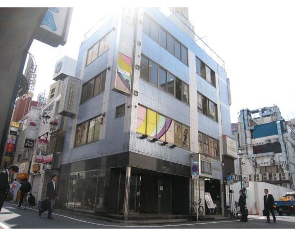 期間限定。歌舞伎町1階申し込み2008年4月18日迄の物件です。Photo