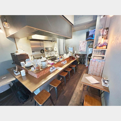 玉出駅から徒歩4分！居酒屋の居抜き物件！！
｜1人で始めるなら、これくらいが丁度いい。ココがあなたのスタートラインPhoto